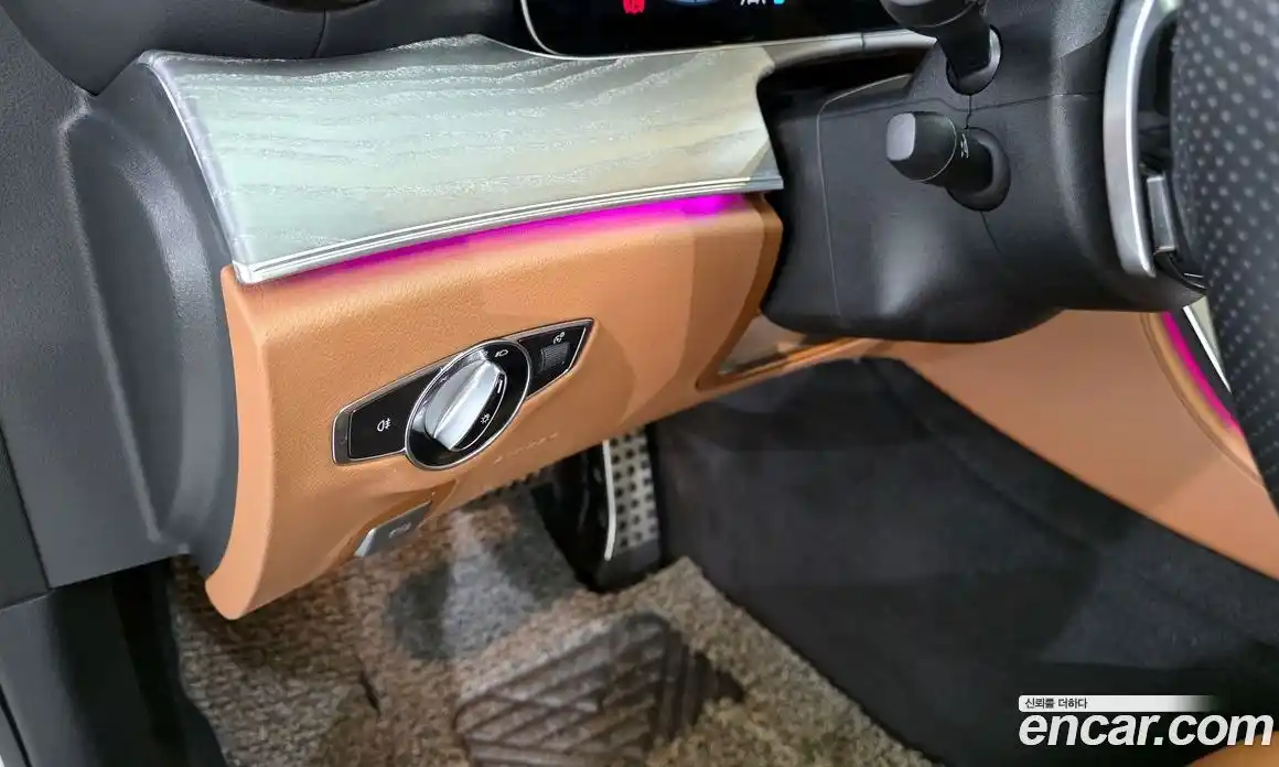 Mercedes-Benz E-Class 2021 2.0 Автомат в Москве № 195609, фото 19