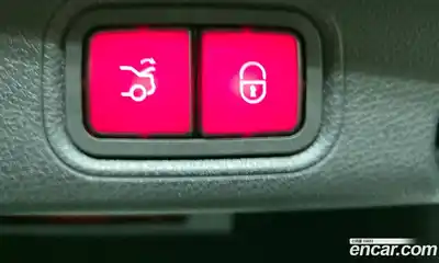 Mercedes-Benz E-Class 2021 2.0 Автомат в Москве № 195609, миниатюра 4