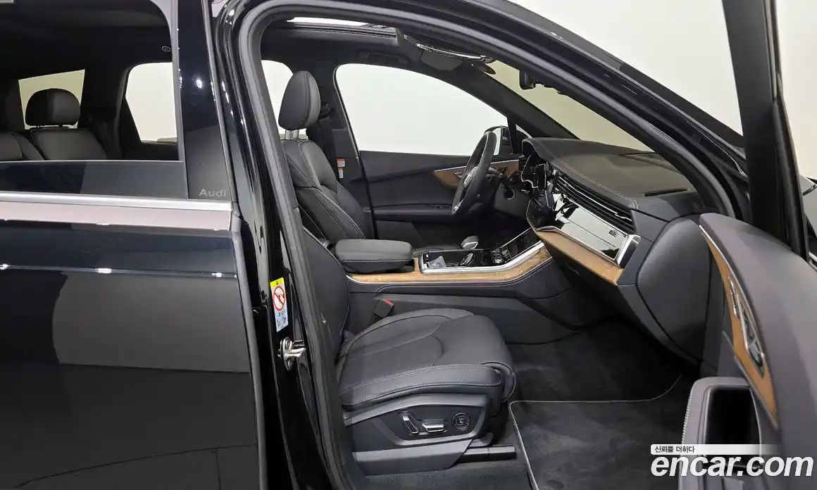 Audi Q7 2025 3.0 Автомат в Москве № 195956, фото 13