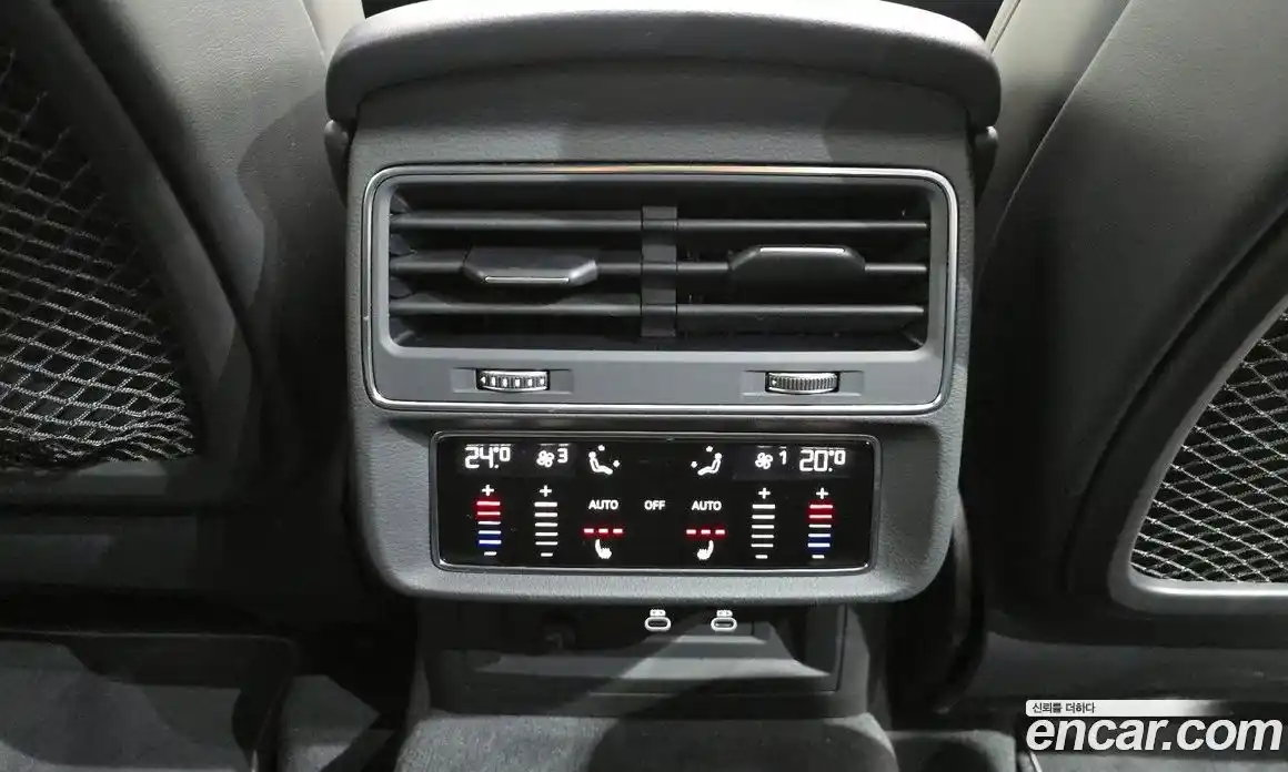 Audi Q7 2025 3.0 Автомат в Москве № 195956, фото 10