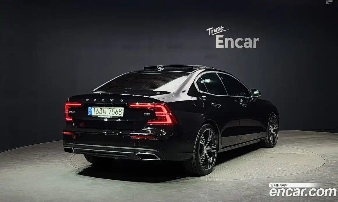 Volvo S60 2022 2.0 Автомат в Москве № 197032, фото 13