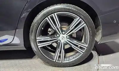 Volvo S60 2022 2.0 Автомат в Москве № 197032, миниатюра 2