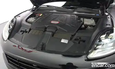 Porsche Cayenne, 2020