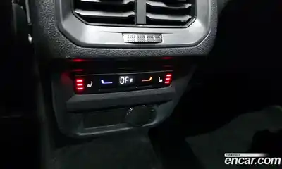 Volkswagen Tiguan 2023 2.0 Автомат в Москве № 198928, миниатюра 12