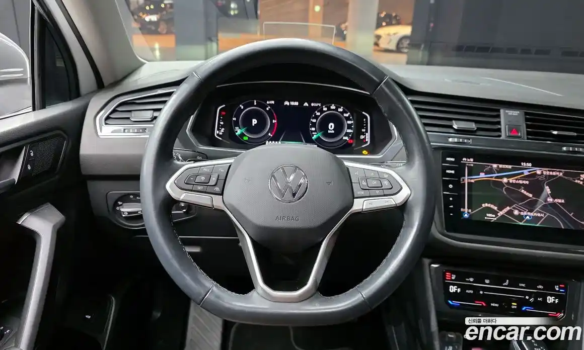 Volkswagen Tiguan 2023 2.0 Автомат в Москве № 198928, фото 14