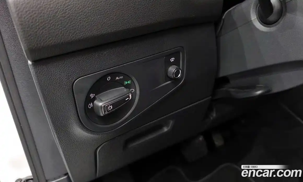 Volkswagen Tiguan 2023 2.0 Автомат в Москве № 198928, фото 20