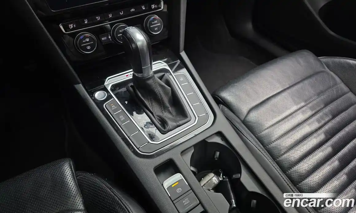 Volkswagen Passat 2018 2.0 Автомат в Москве № 199300, фото 9