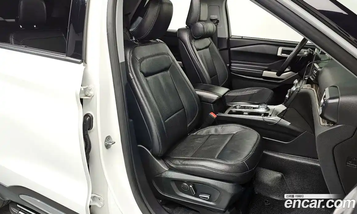 Ford Explorer 2020 2.3 Автомат в Москве № 199836, фото 18