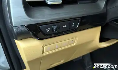 Kia Canival 2023 3.5 Автомат в Москве № 20273, миниатюра 8