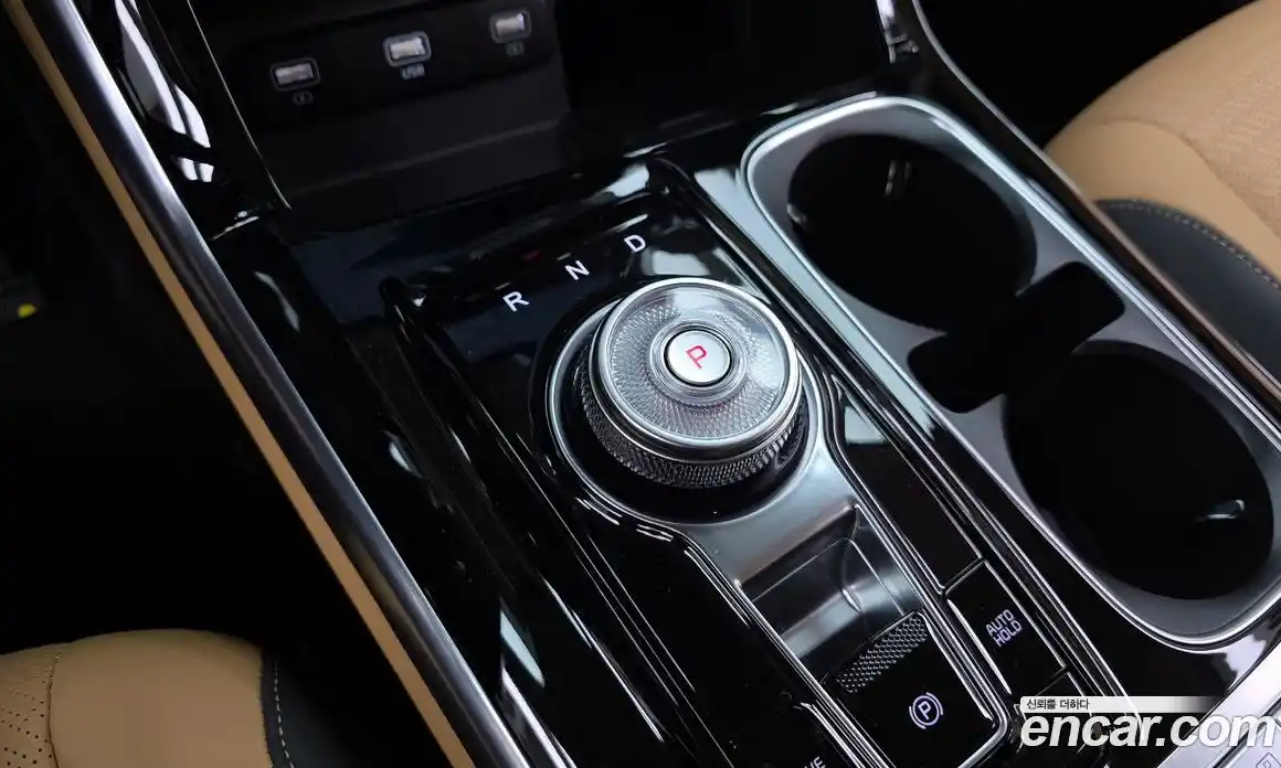 Kia Canival 2023 3.5 Автомат в Москве № 20273, фото 10