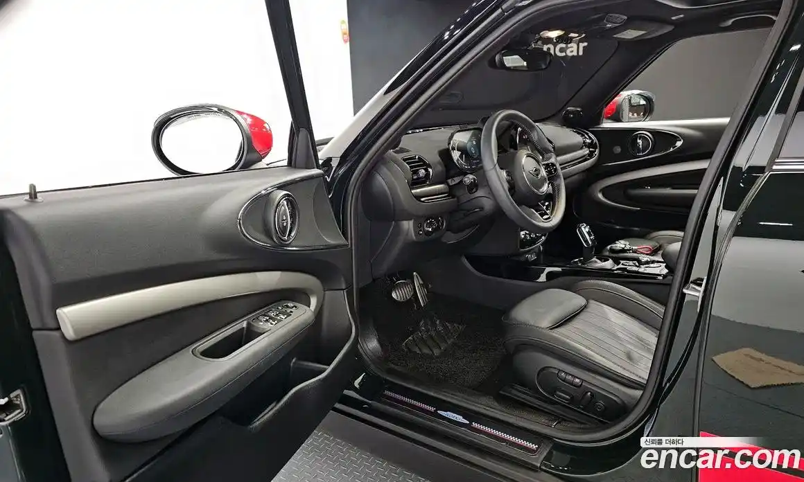 Mini Clubman 2023 2.0 Автомат в Москве № 204516, фото 14