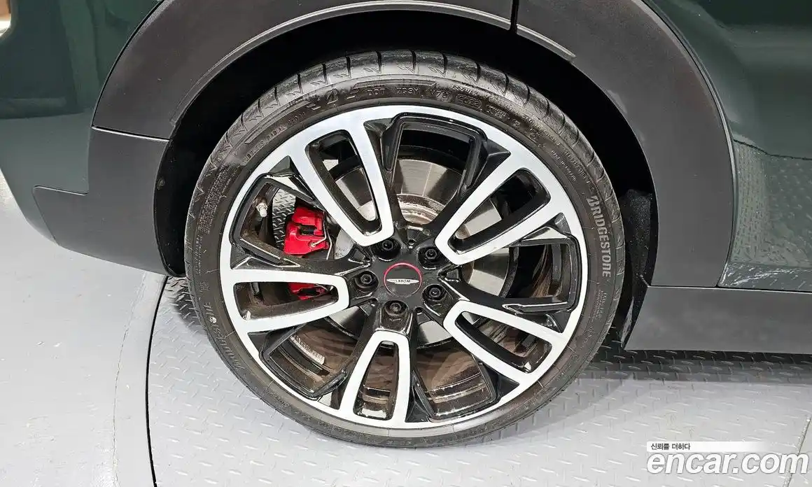 Mini Clubman 2023 2.0 Автомат в Москве № 204516, фото 7