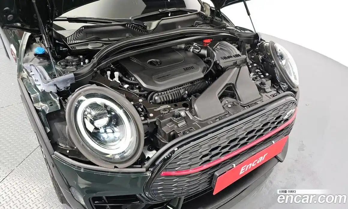 Mini Clubman 2023 2.0 Автомат в Москве № 204516, фото 9