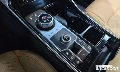 Kia Sorento 2023 2.5 Автомат в Москве № 20471, миниатюра 10