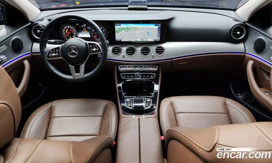 Mercedes-Benz E-Class 2019 2.0 Автомат в Москве № 206160, фото 14