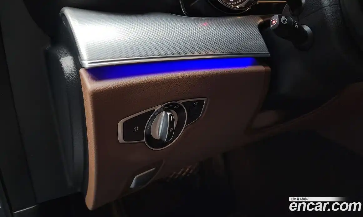 Mercedes-Benz E-Class 2019 2.0 Автомат в Москве № 206160, фото 16