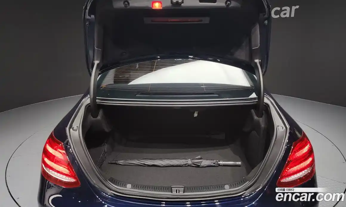 Mercedes-Benz E-Class 2019 2.0 Автомат в Москве № 206160, фото 19