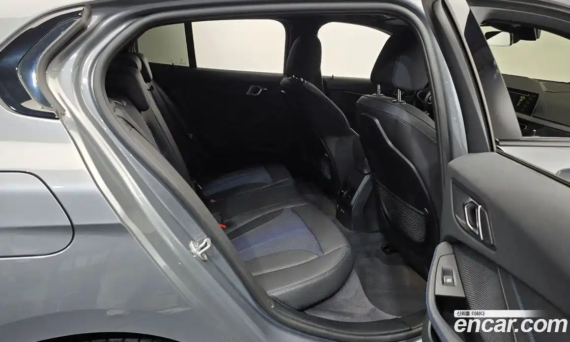 BMW 1-Series 2023 2.0 Автомат в Москве № 210174, фото 20