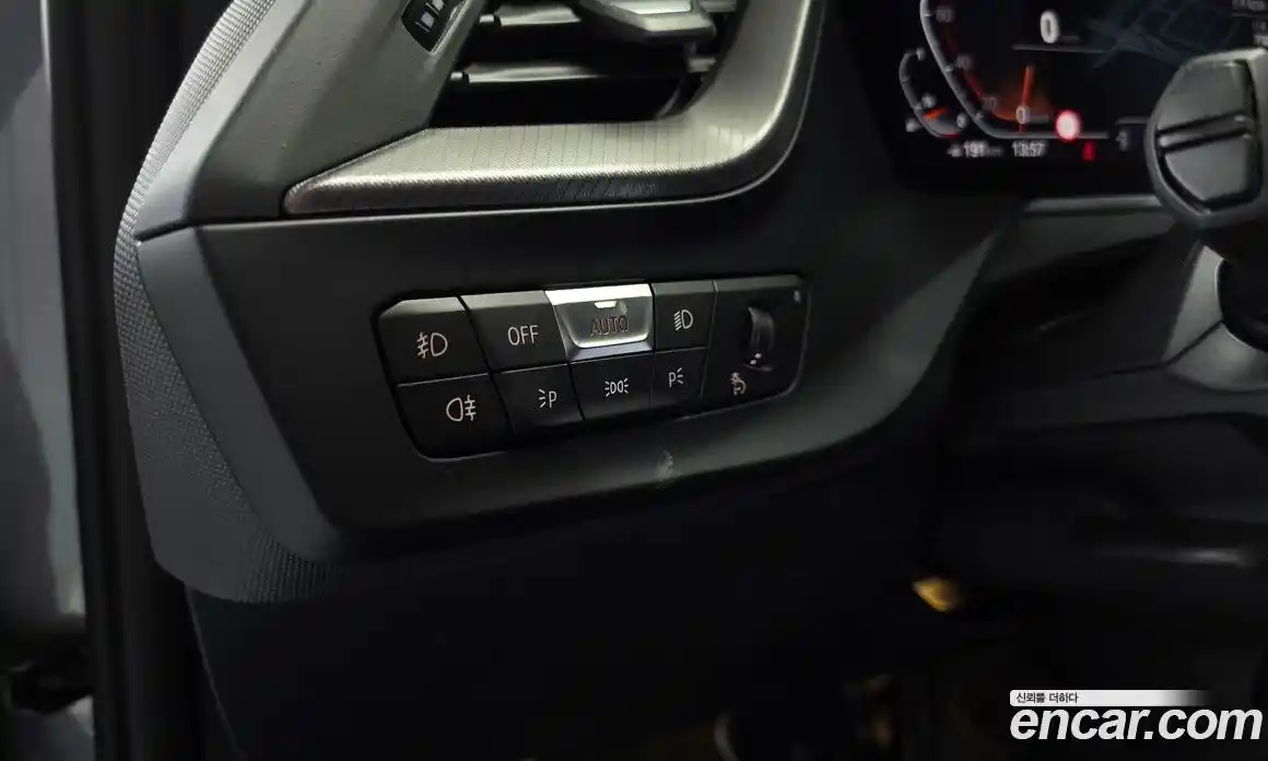 BMW 1-Series 2023 2.0 Автомат в Москве № 210174, фото 3