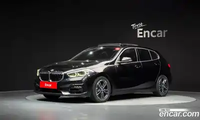 BMW 1-Series 2022 2.0 Автомат в Москве № 210837, миниатюра 11