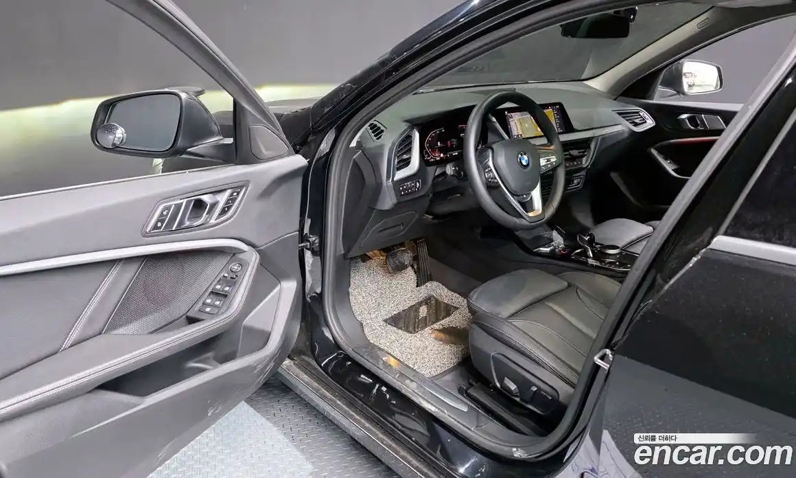 BMW 1-Series 2022 2.0 Автомат в Москве № 210837, фото 17