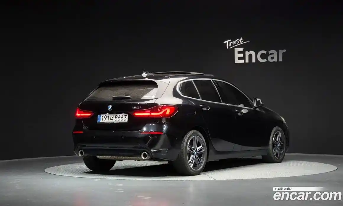 BMW 1-Series 2022 2.0 Автомат в Москве № 210837, фото 3