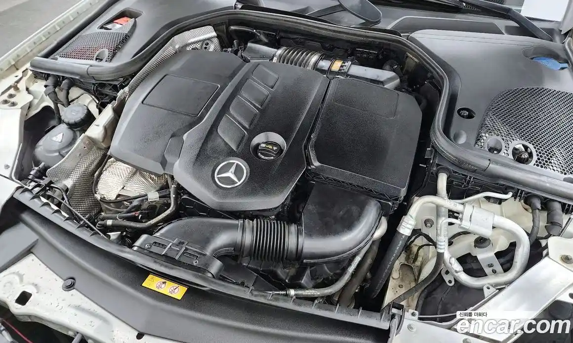 Mercedes-Benz E-Class 2018 1.9 Автомат в Москве № 212121, фото 15