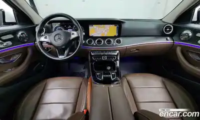Mercedes-Benz E-Class 2018 1.9 Автомат в Москве № 212121, миниатюра 8