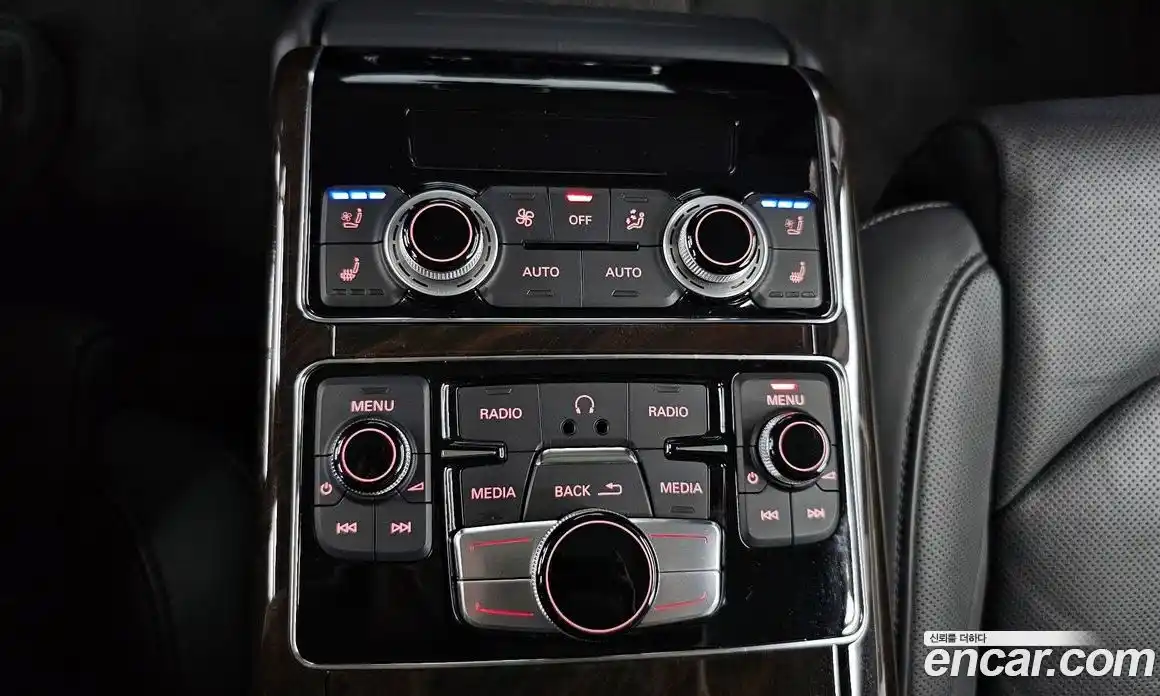 Audi A8 2015 4.0 Автомат в Москве № 212603, фото 18