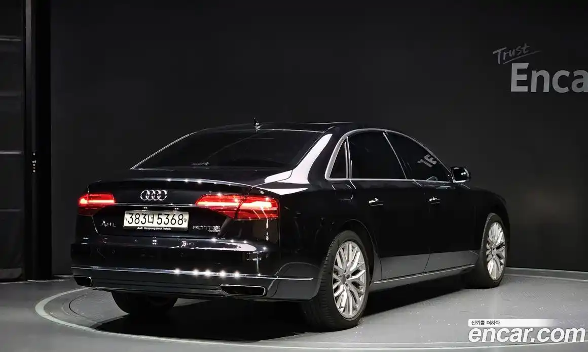 Audi A8 2015 4.0 Автомат в Москве № 212603, фото 19