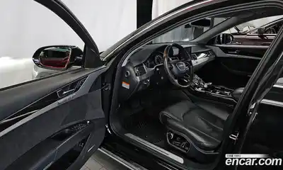 Audi A8 2015 4.0 Автомат в Москве № 212603, миниатюра 2