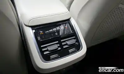 Volvo S60 2024 2.0 Автомат в Москве № 212795, миниатюра 12