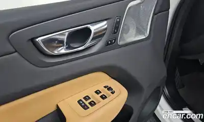 Volvo XC60 2024 2.0 Автомат в Москве № 212854, миниатюра 7