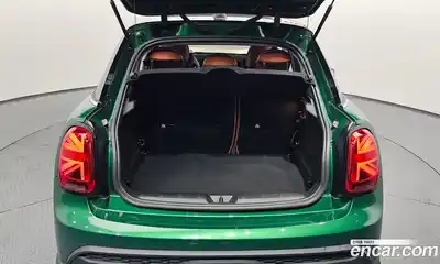 Mini Cooper 2024 2.0 Автомат в Москве № 214012, миниатюра 11