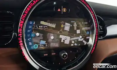 Mini Cooper 2024 2.0 Автомат в Москве № 214012, миниатюра 9