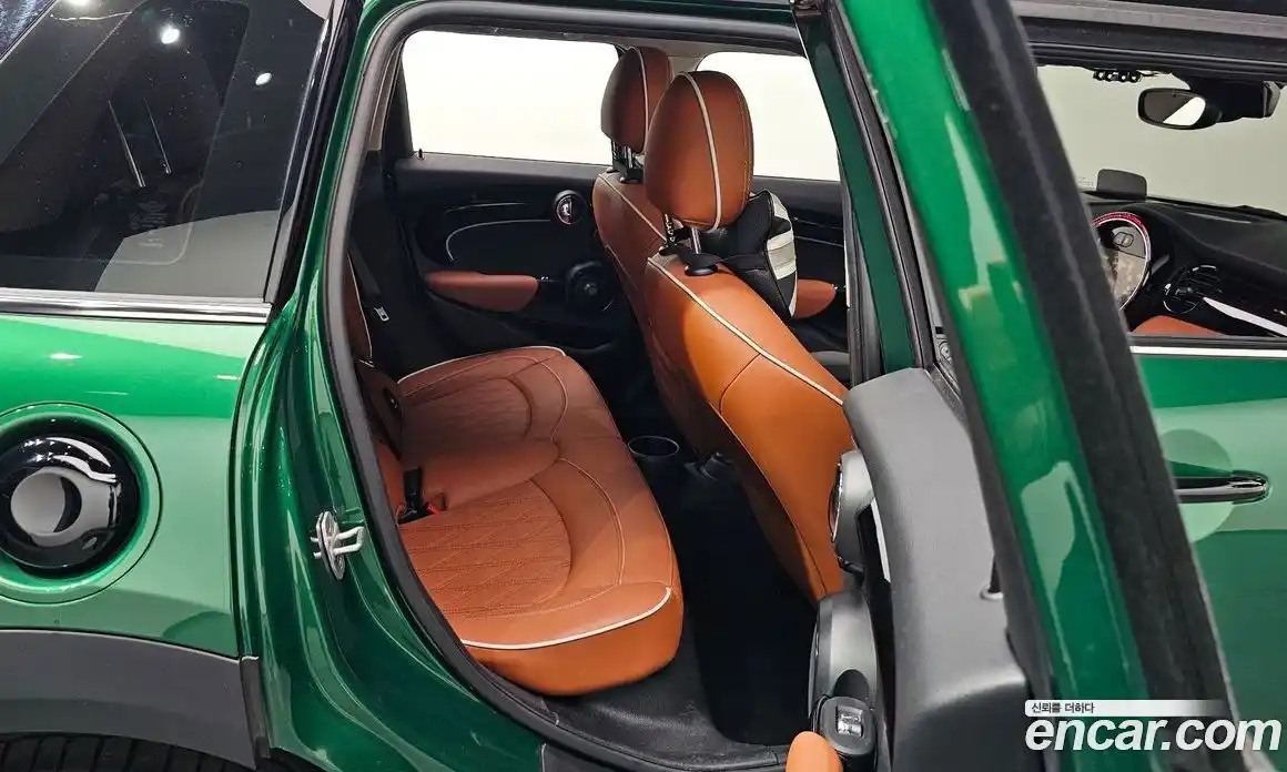 Mini Cooper 2024 2.0 Автомат в Москве № 214012, фото 10