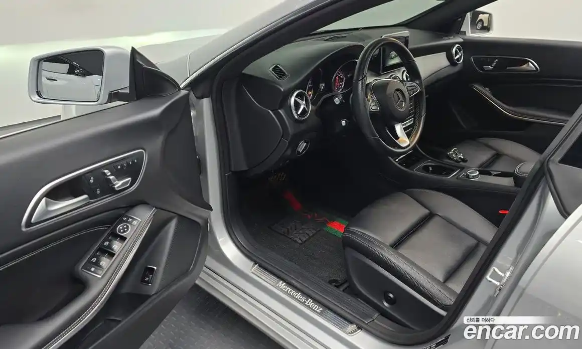 Mercedes-Benz CLA-Class 2017 2.0 Автомат в Москве № 222923, фото 13