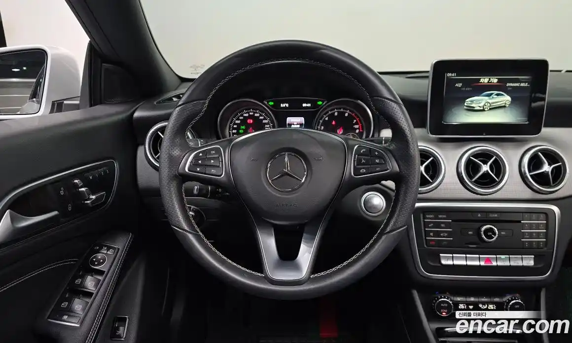 Mercedes-Benz CLA-Class 2017 2.0 Автомат в Москве № 222923, фото 14