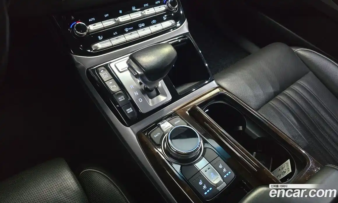 Genesis EQ900 2017 3.8 Автомат в Москве № 224208, фото 18