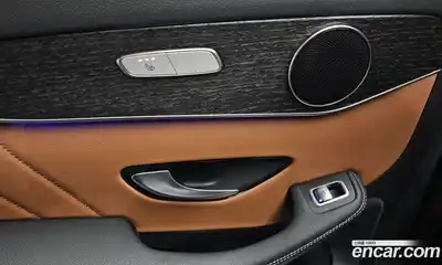 Mercedes-Benz GLC-Class 2020 2.0 Автомат в Москве № 224564, миниатюра 7