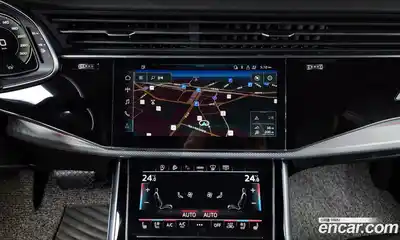 Audi Q8 2021 3.0 Автомат в Москве № 230198, миниатюра 4