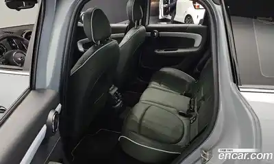 Mini Countryman 2023 2.0 Автомат в Москве № 231407, миниатюра 2