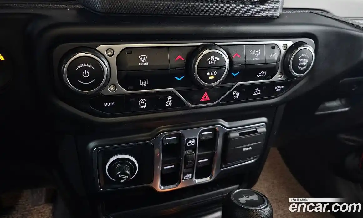 Jeep Wrangler 2021 2.0 Автомат в Москве № 232451, фото 13