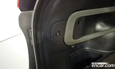 Jeep Cherokee 2015 2.0 Автомат в Москве № 232748, миниатюра 12