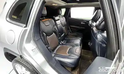 Jeep Cherokee 2015 2.0 Автомат в Москве № 232748, миниатюра 5