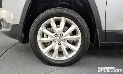 Jeep Cherokee 2015 2.0 Автомат в Москве № 232748, миниатюра 6