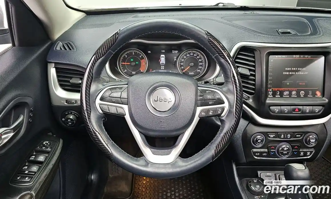 Jeep Cherokee 2015 2.0 Автомат в Москве № 232748, фото 7