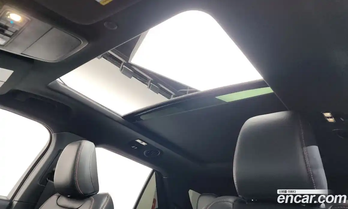 Ford Explorer 2025 2.3 Автомат в Москве № 233035, фото 11