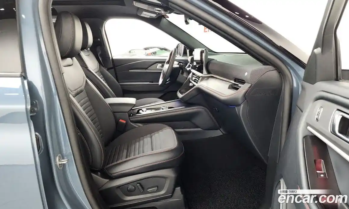 Ford Explorer 2025 2.3 Автомат в Москве № 233035, фото 15