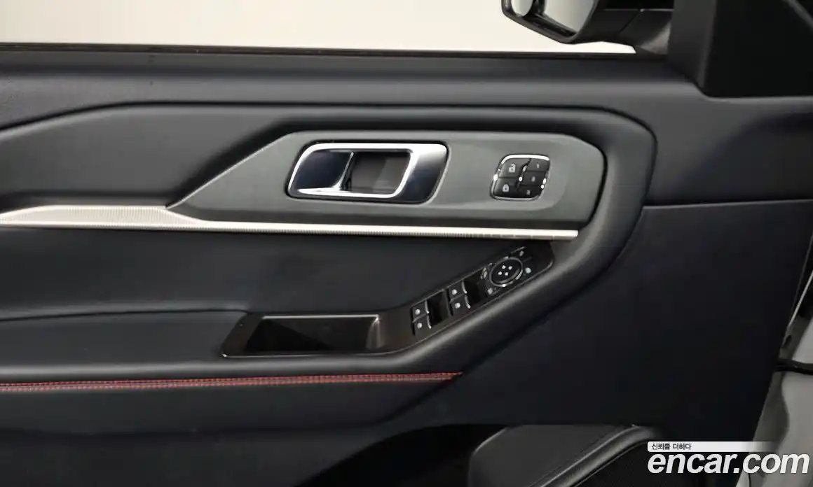 Ford Explorer 2025 2.3 Автомат в Москве № 233051, фото 18